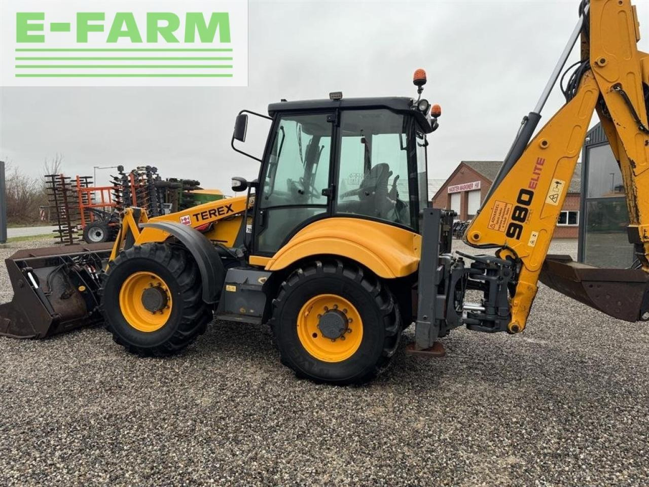 Terex 980 elite leasing fra kr 4.360,- - Retroescavadeira: foto 3 Terex 980 elite leasing fra kr 4.360,- - Retroescavadeira: foto 3