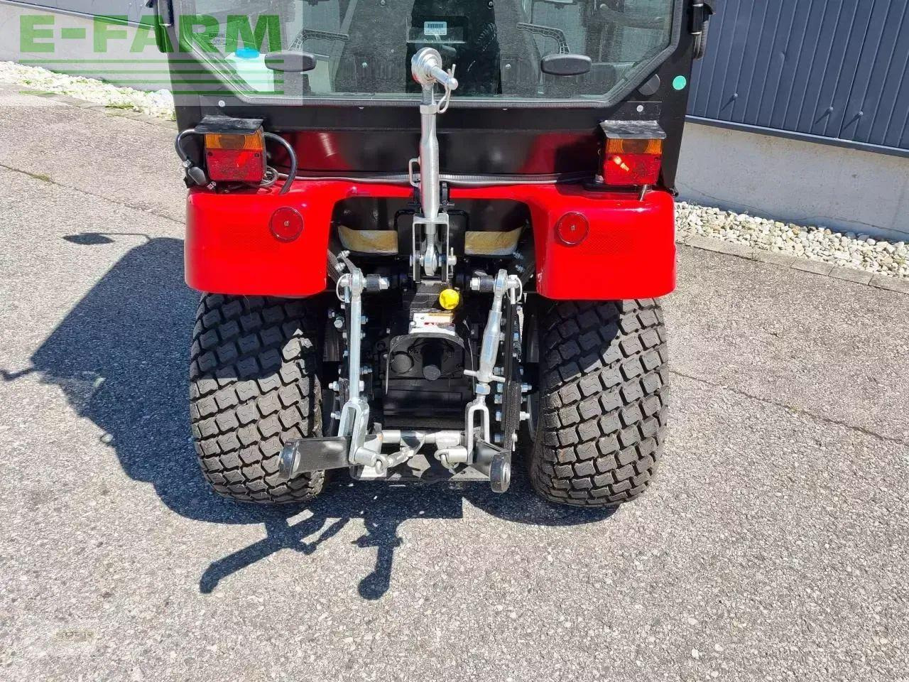 Tym t194 nh - Trator: foto 4 Tym t194 nh - Trator: foto 4