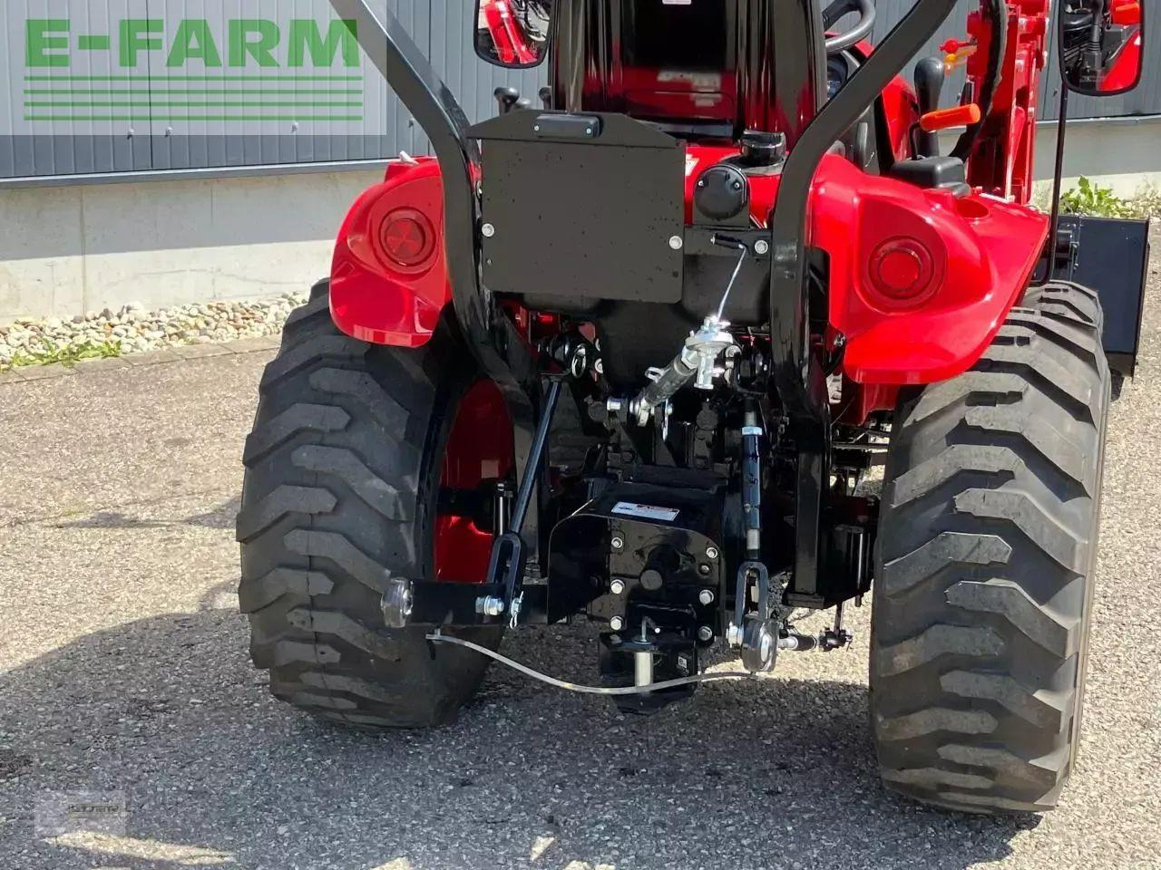 Tym t265 nh - Trator: foto 5 Tym t265 nh - Trator: foto 5