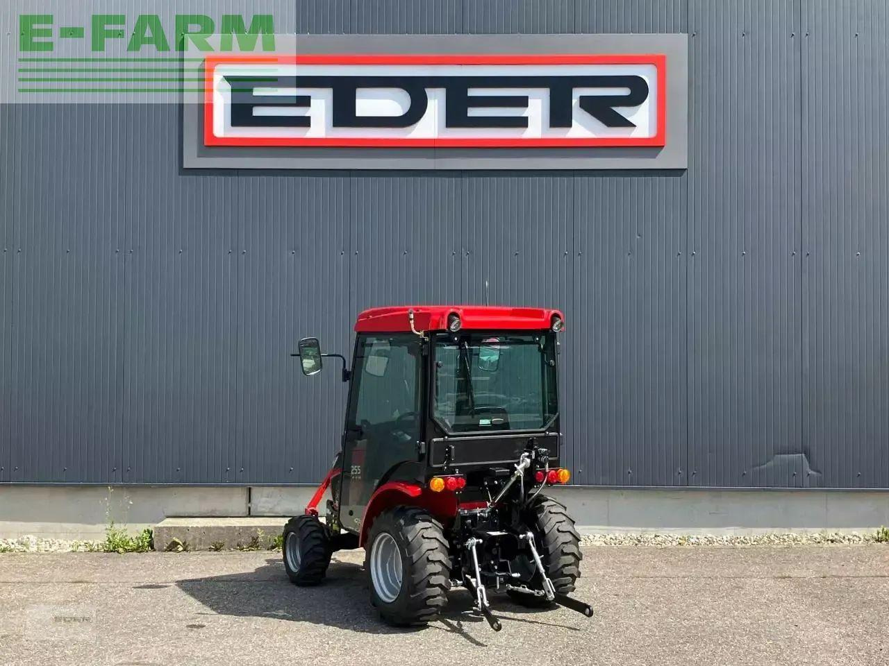 Tym ts 255 nh kabine - Trator: foto 3 Tym ts 255 nh kabine - Trator: foto 3