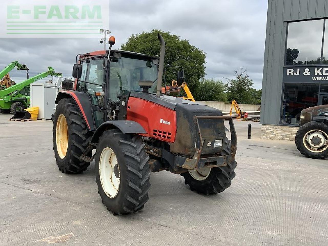 Valmet 8100 twin track reverse drive tractor - Trator: foto 2 Valmet 8100 twin track reverse drive tractor - Trator: foto 2