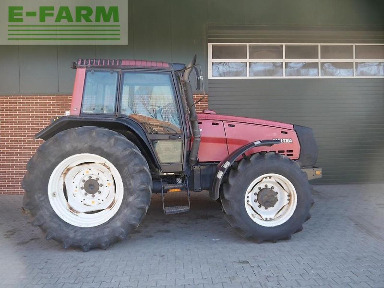 Valtra 8450 - Trator: foto 4 Valtra 8450 - Trator: foto 4