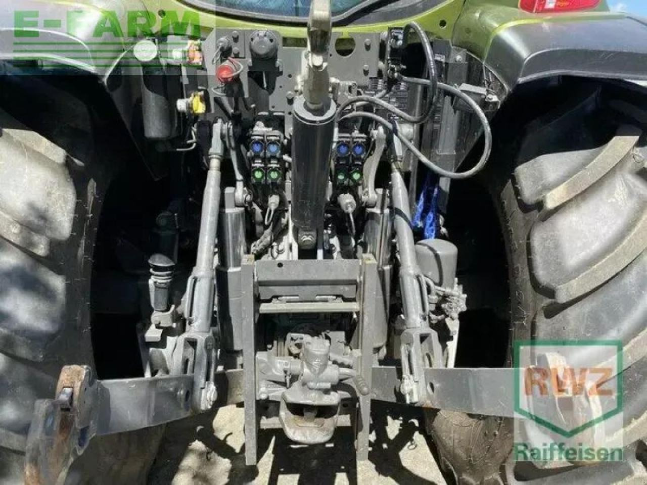 Valtra g135 v schlepper - Mini escavadeira: foto 4 Valtra g135 v schlepper - Mini escavadeira: foto 4