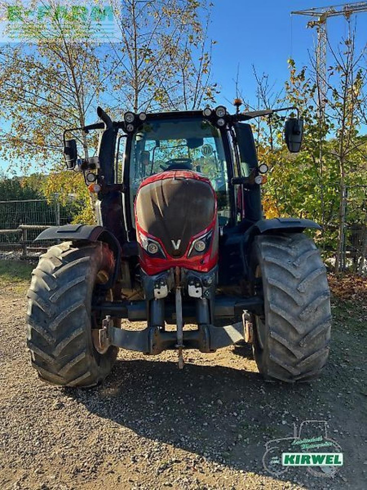 Valtra n 104 - Trator: foto 5 Valtra n 104 - Trator: foto 5