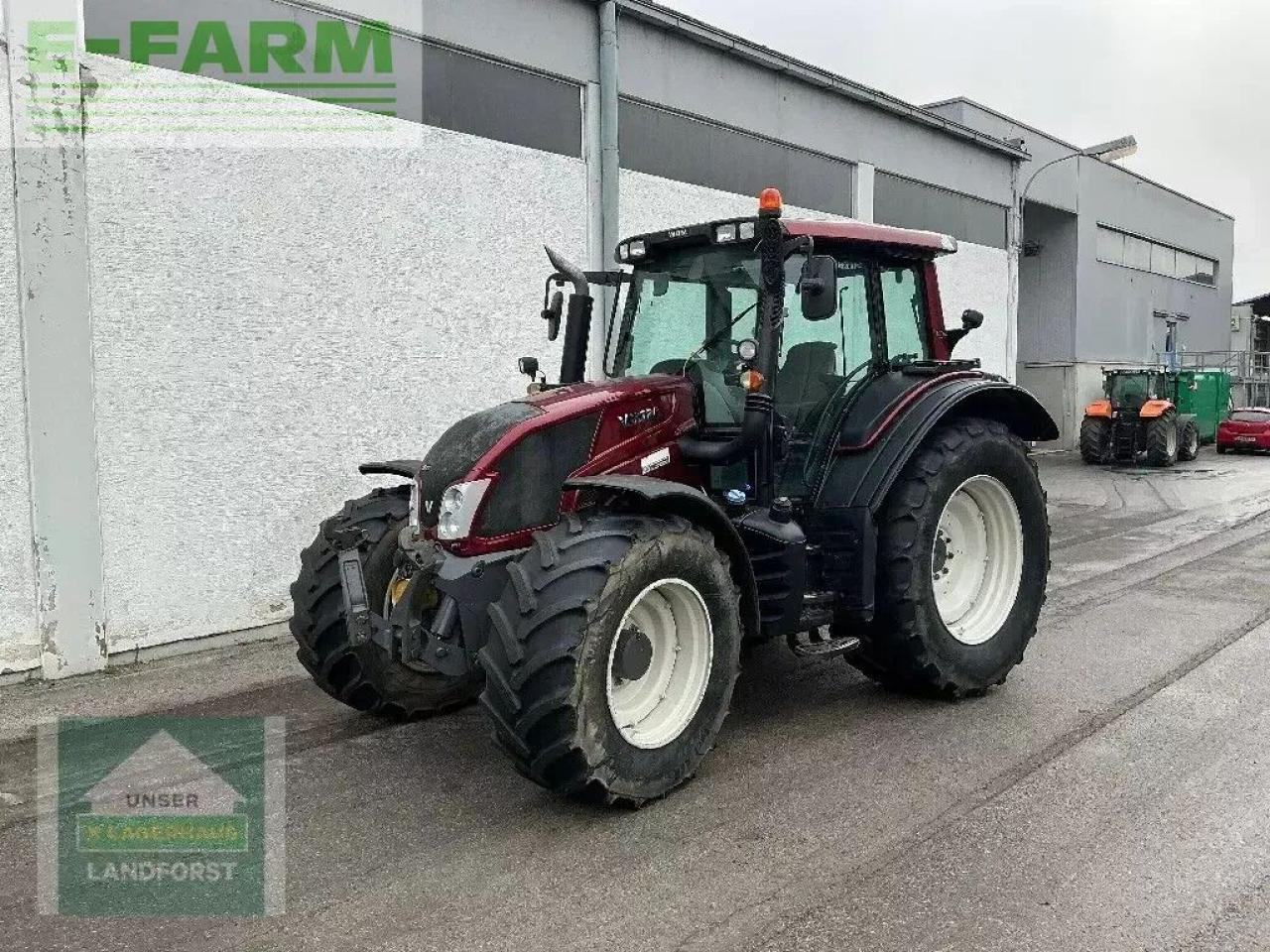 Valtra n 123 - Trator: foto 2 Valtra n 123 - Trator: foto 2