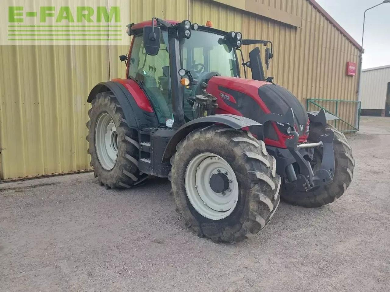 Valtra n 174 - Trator: foto 2 Valtra n 174 - Trator: foto 2