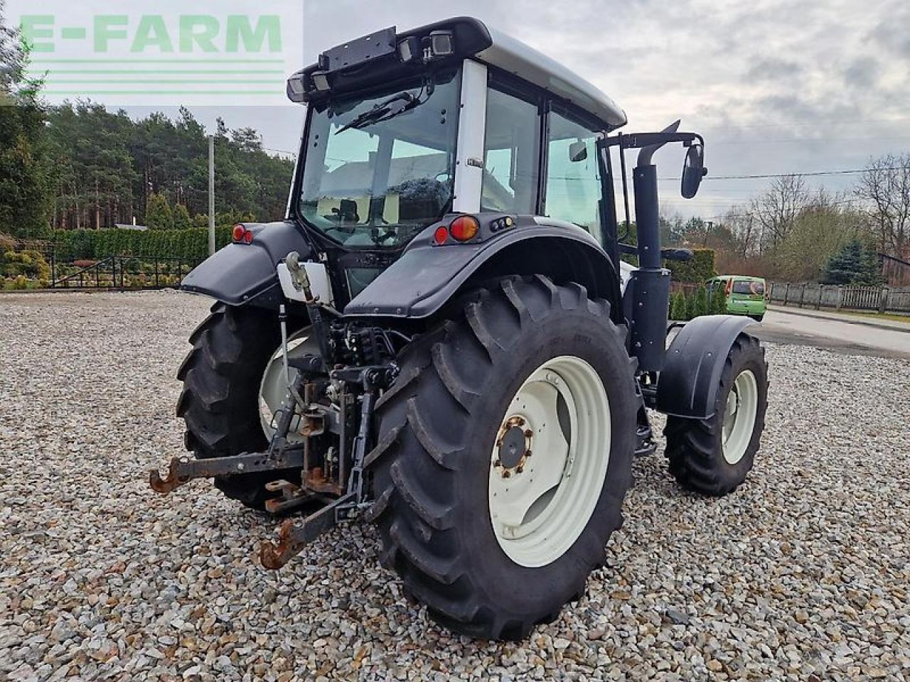 Valtra n103.4 h5 - Trator: foto 3 Valtra n103.4 h5 - Trator: foto 3