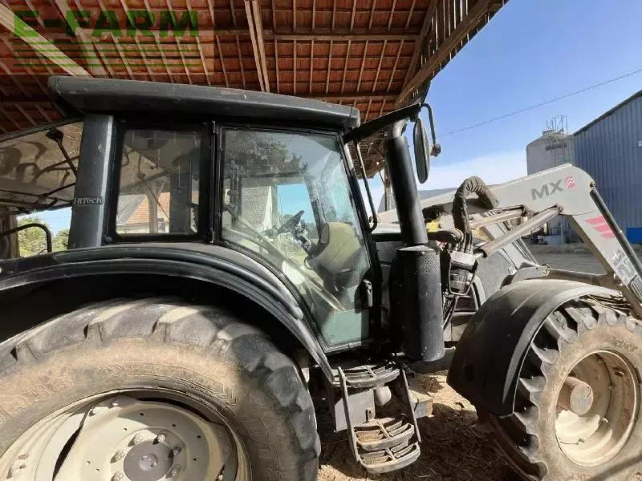 Valtra n123 - Trator: foto 4 Valtra n123 - Trator: foto 4