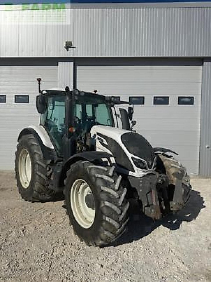 Valtra n134 h5 - Trator: foto 2 Valtra n134 h5 - Trator: foto 2