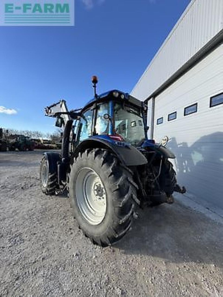 Valtra n134a - Trator: foto 4 Valtra n134a - Trator: foto 4