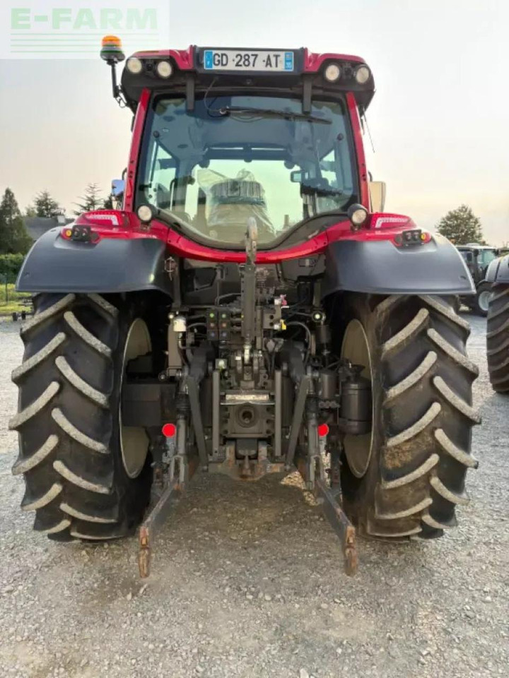 Valtra n135h - Trator: foto 4 Valtra n135h - Trator: foto 4
