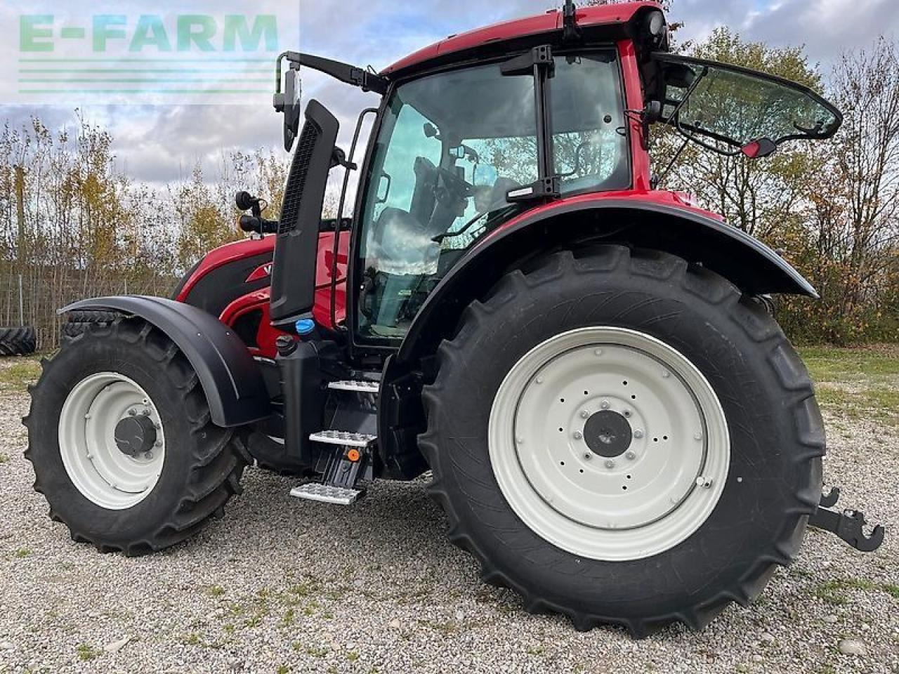 Valtra n155e aktiv - Trator: foto 2 Valtra n155e aktiv - Trator: foto 2