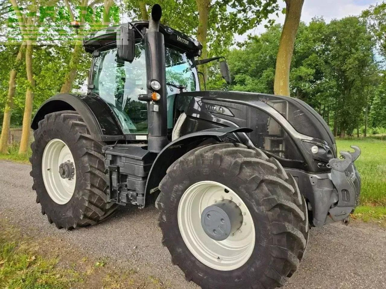 Valtra s394 smarttouch twintrac s274 s294 s324 s354 s374 fendt agco - Trator: foto 1 Valtra s394 smarttouch twintrac s274 s294 s324 s354 s374 fendt agco - Trator: foto 1