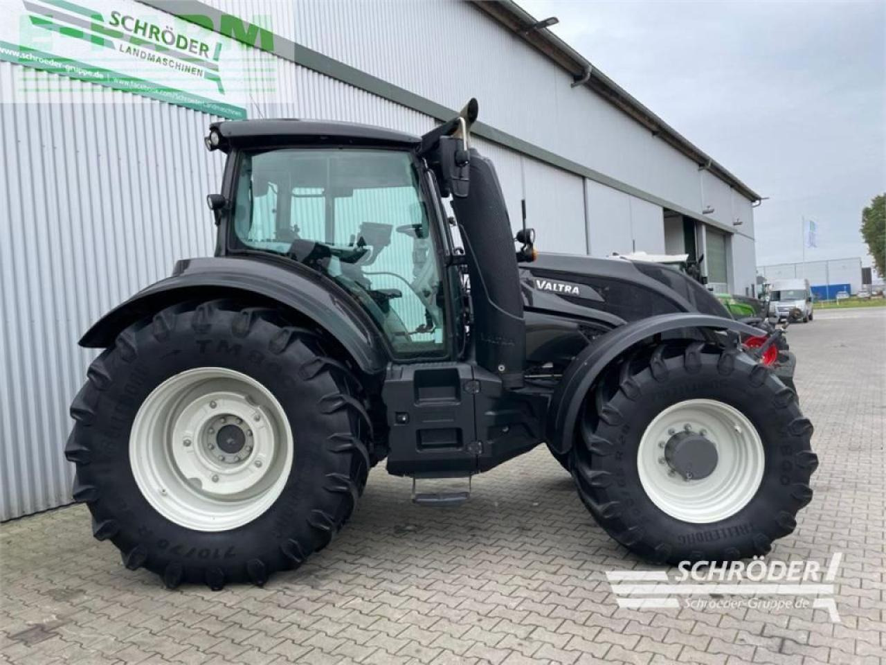 Valtra t 214 d smarttouch + rtk - Trator: foto 2 Valtra t 214 d smarttouch + rtk - Trator: foto 2