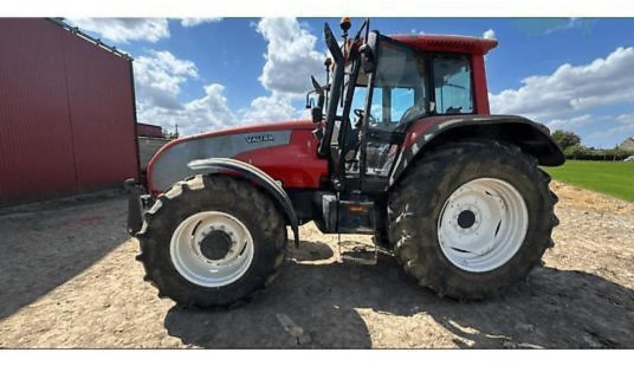 Valtra t160 - Trator: foto 1 Valtra t160 - Trator: foto 1