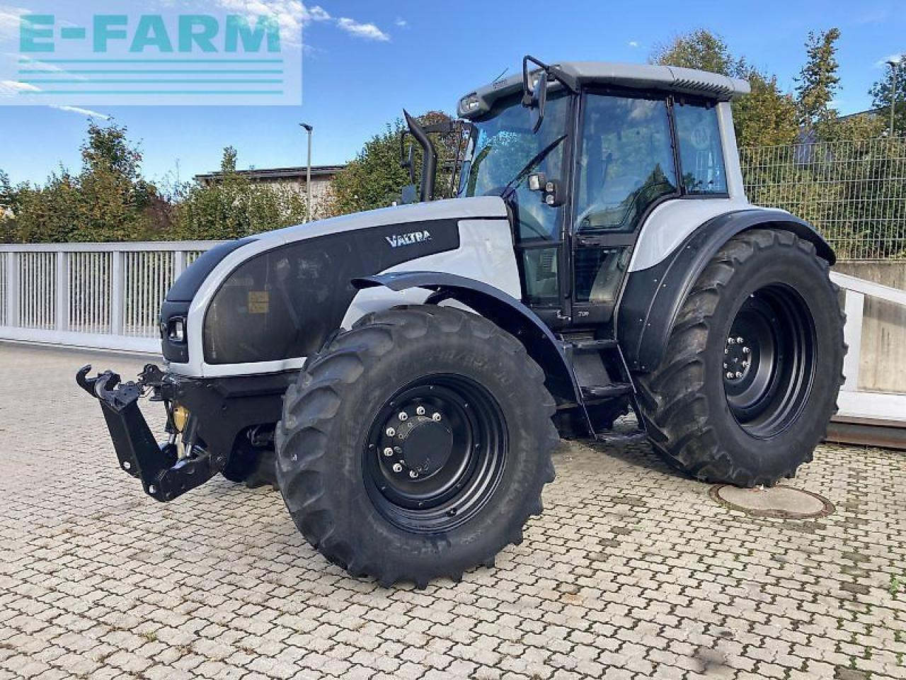 Valtra t170 - Trator: foto 2 Valtra t170 - Trator: foto 2