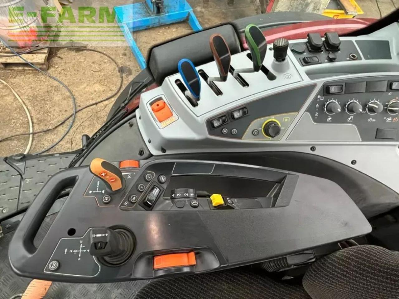 Valtra t174ea - Trator: foto 5 Valtra t174ea - Trator: foto 5