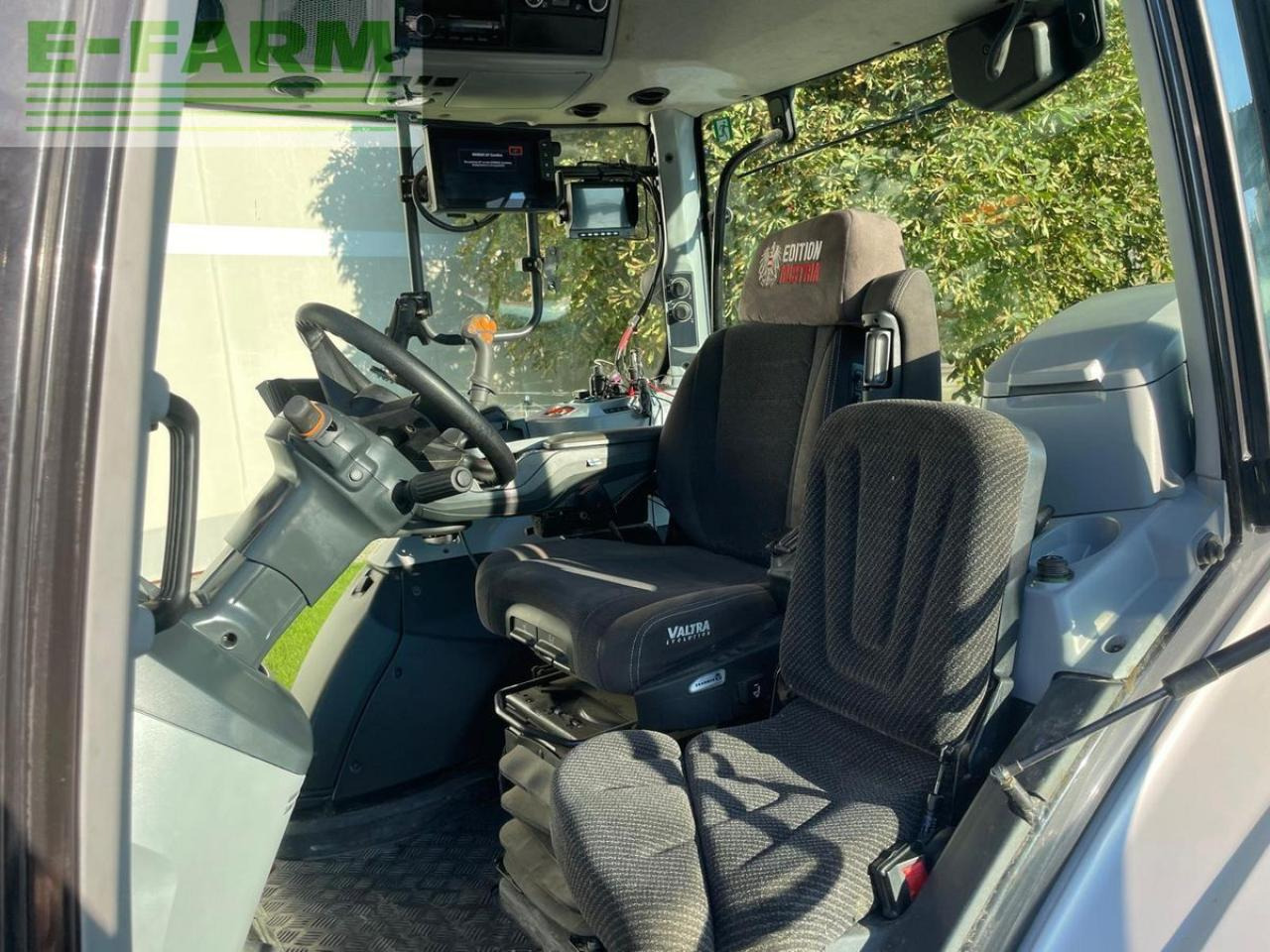 Valtra t215 direct Direct - Trator: foto 5 Valtra t215 direct Direct - Trator: foto 5