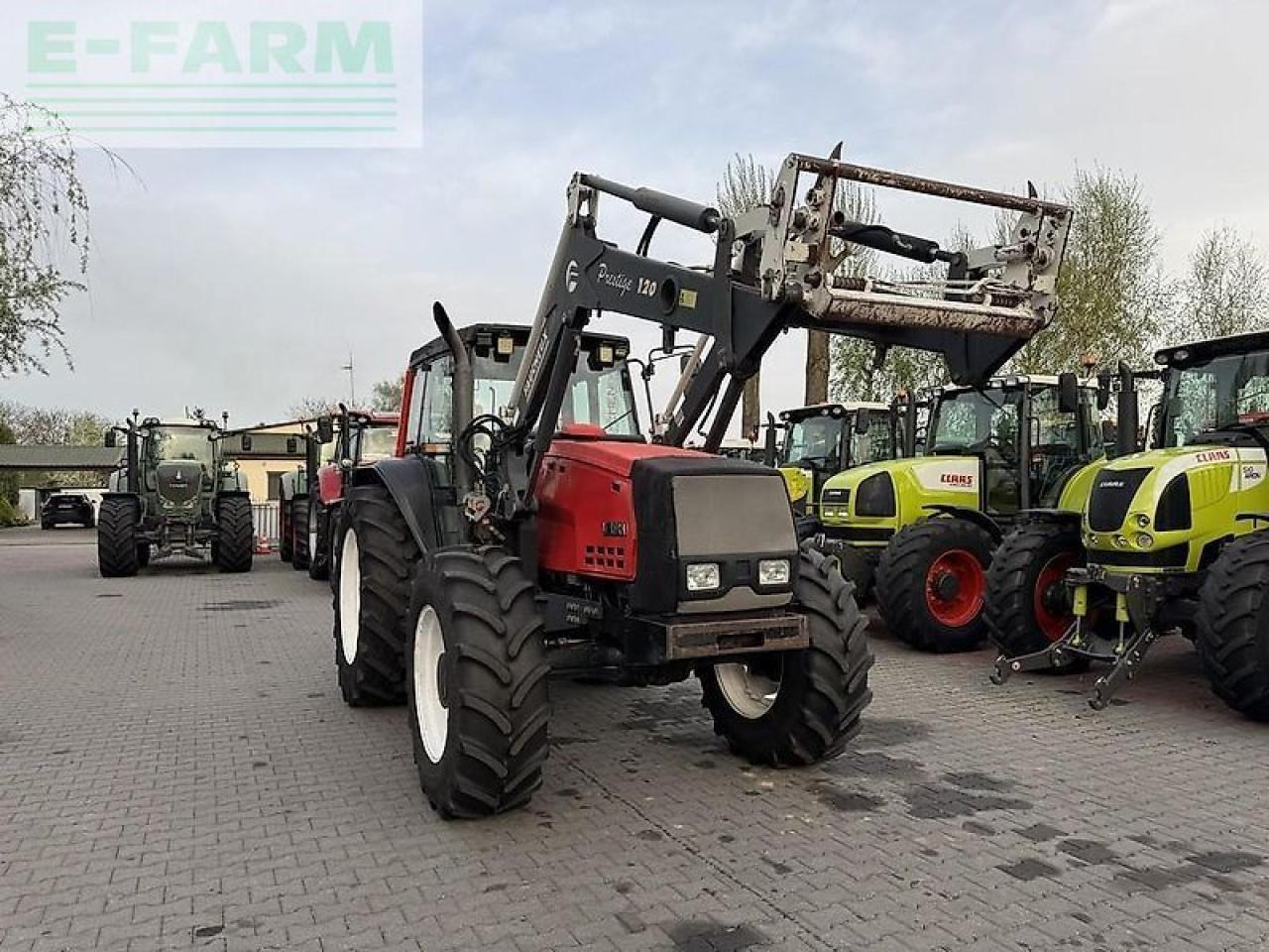 Valtra valmet 8350 + faucheux prestige 120 - Trator: foto 3 Valtra valmet 8350 + faucheux prestige 120 - Trator: foto 3
