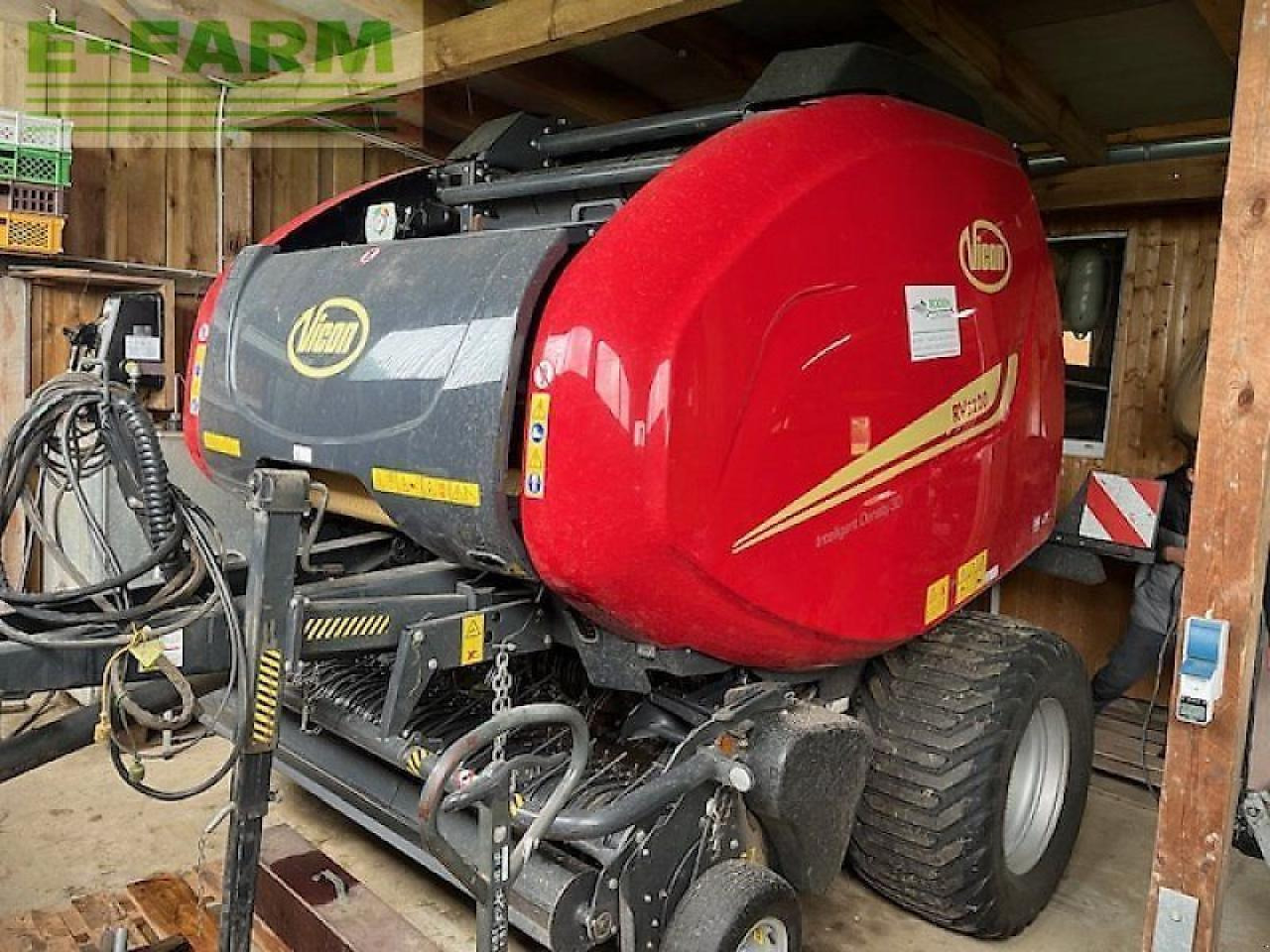 Vicon rv 5220 sc 14 - Enfardadeira de fardos quadrados: foto 1 Vicon rv 5220 sc 14 - Enfardadeira de fardos quadrados: foto 1