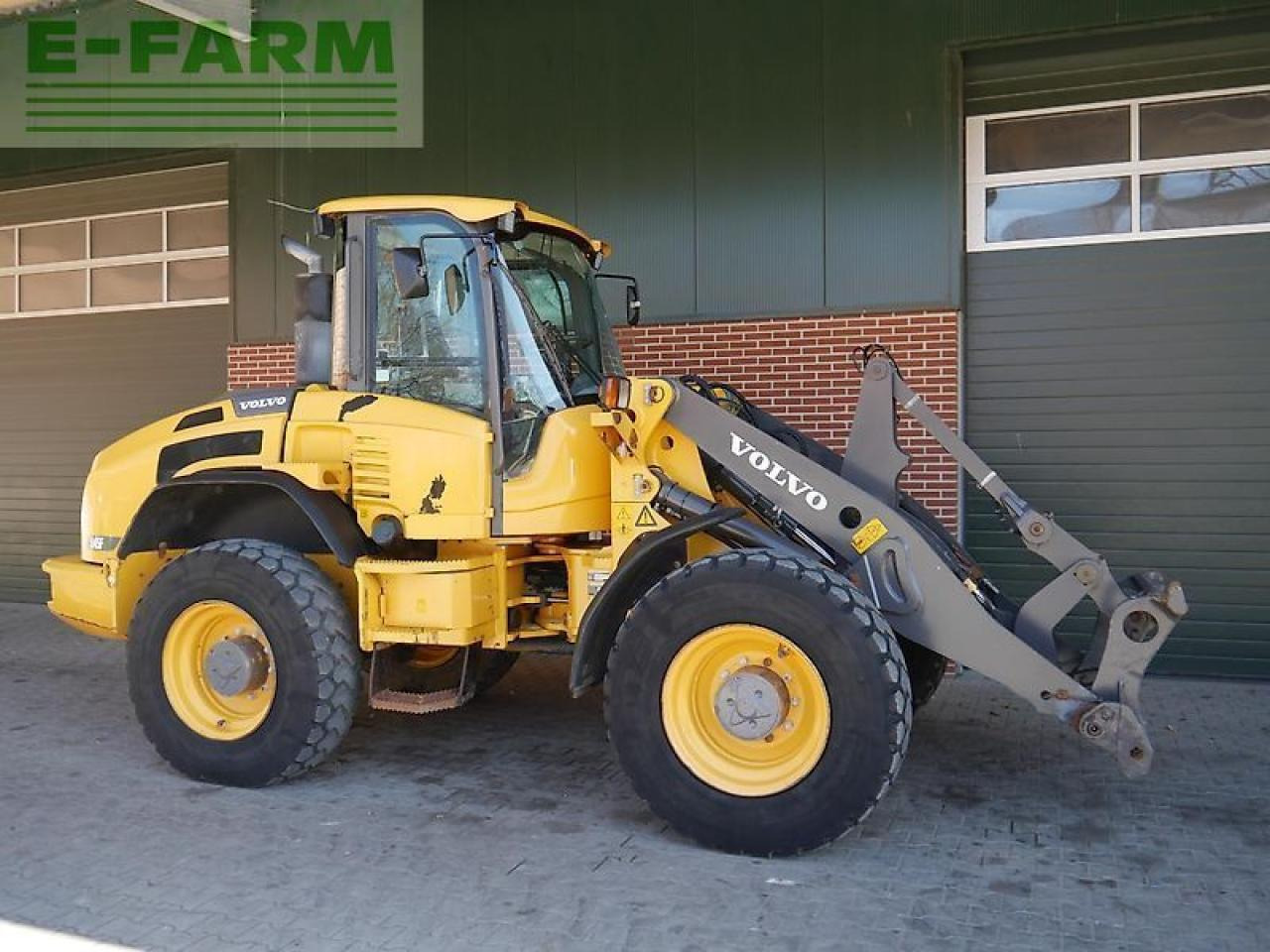 Volvo l45f - Mini escavadeira: foto 1 Volvo l45f - Mini escavadeira: foto 1