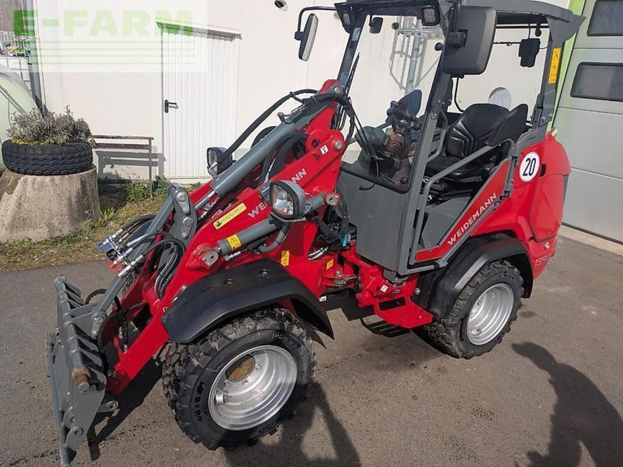 Weidemann 1390 - Mini escavadeira: foto 1 Weidemann 1390 - Mini escavadeira: foto 1