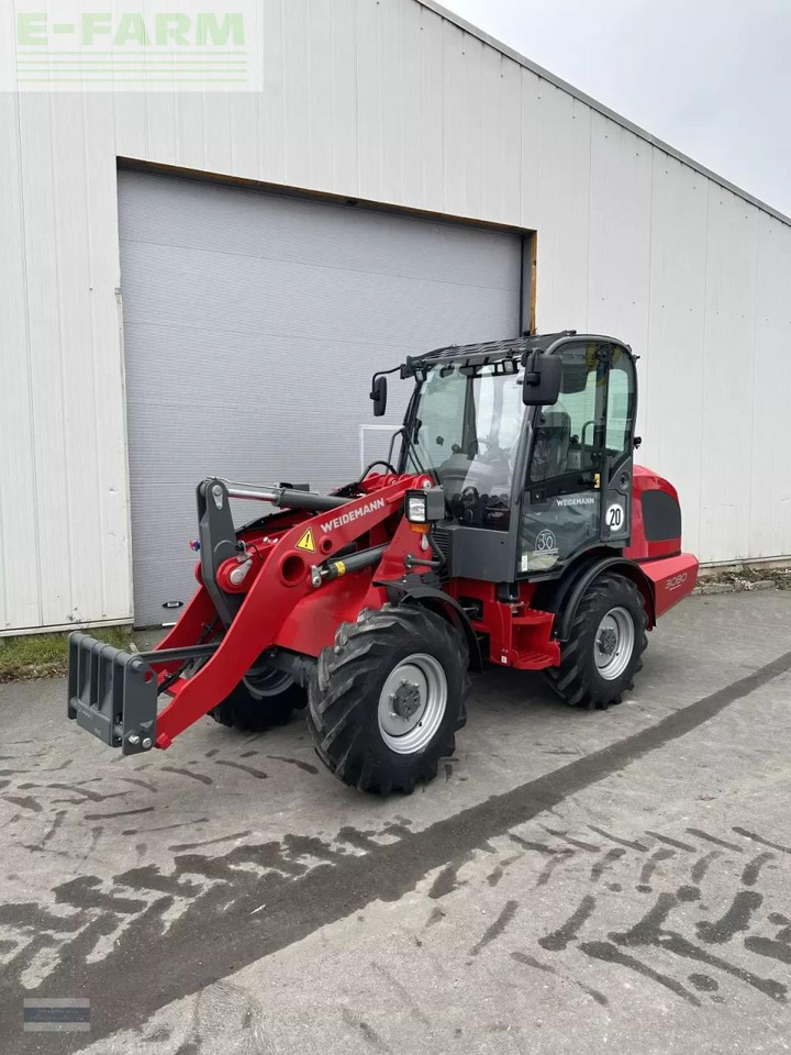 Weidemann 3080 - Mini escavadeira: foto 1 Weidemann 3080 - Mini escavadeira: foto 1