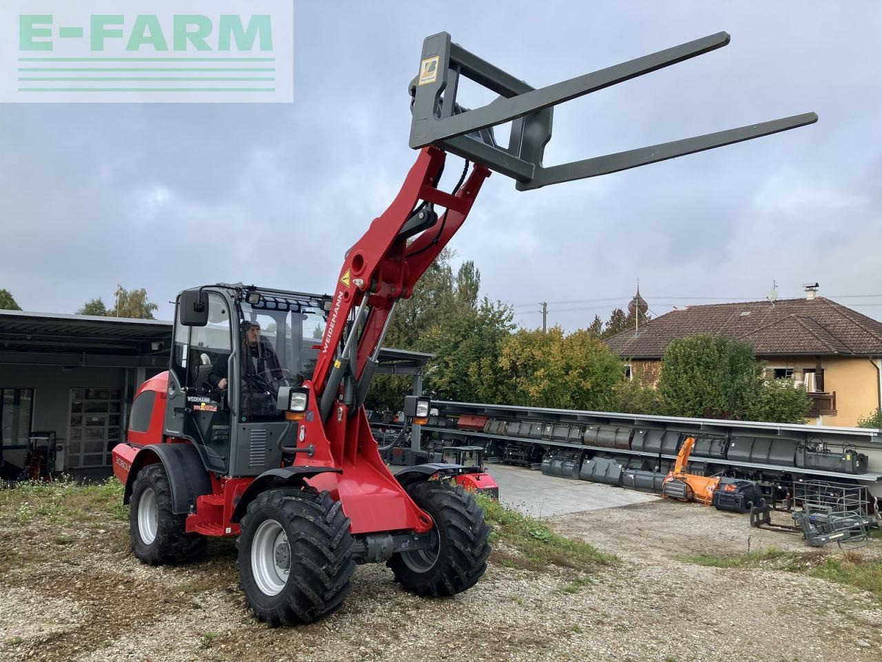 Weidemann 3080lp für geflügelkistengabel sofort verfügbar - Mini escavadeira: foto 2 Weidemann 3080lp für geflügelkistengabel sofort verfügbar - Mini escavadeira: foto 2