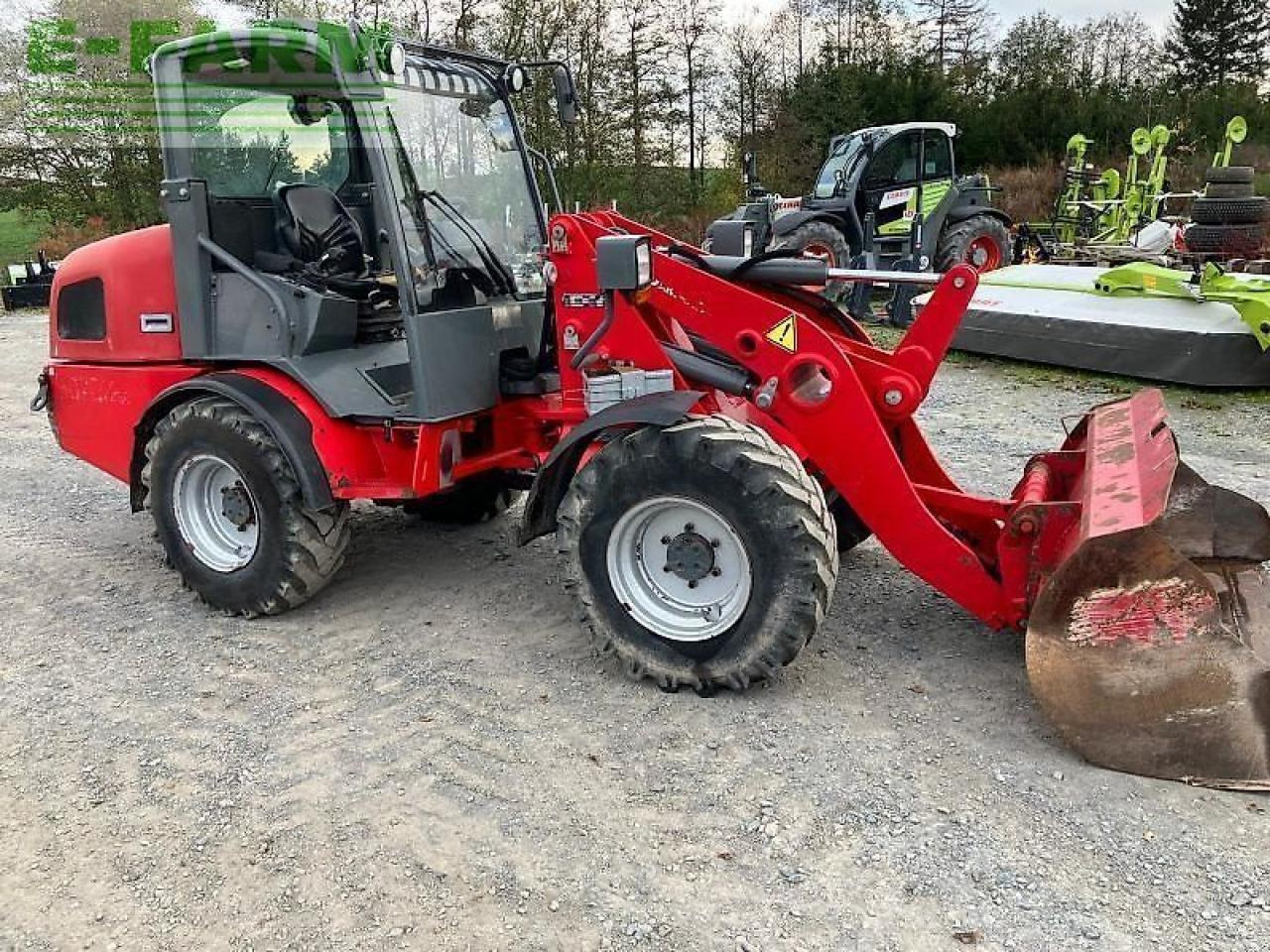 Weidemann gebr. 3070 cx 60 hoflader - Mini escavadeira: foto 1 Weidemann gebr. 3070 cx 60 hoflader - Mini escavadeira: foto 1
