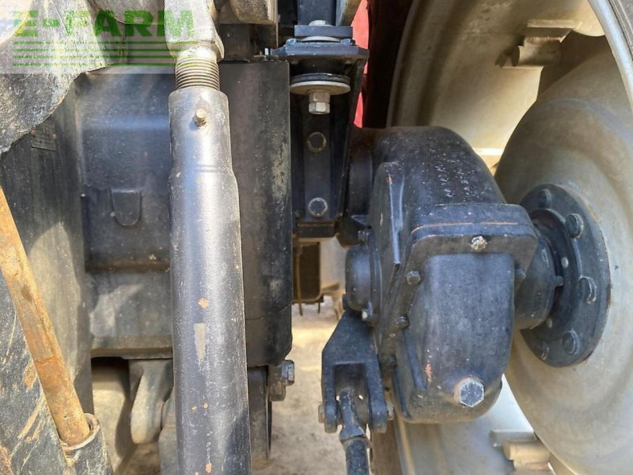 Zetor proxima plus 100 - Trator: foto 4 Zetor proxima plus 100 - Trator: foto 4