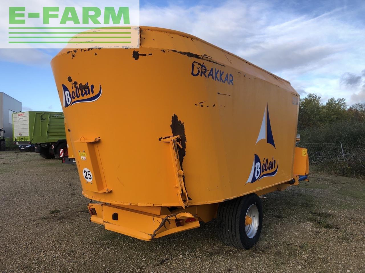 Melangeuse drakkar 223-2 - Equipamento de gado: foto 3 Melangeuse drakkar 223-2 - Equipamento de gado: foto 3