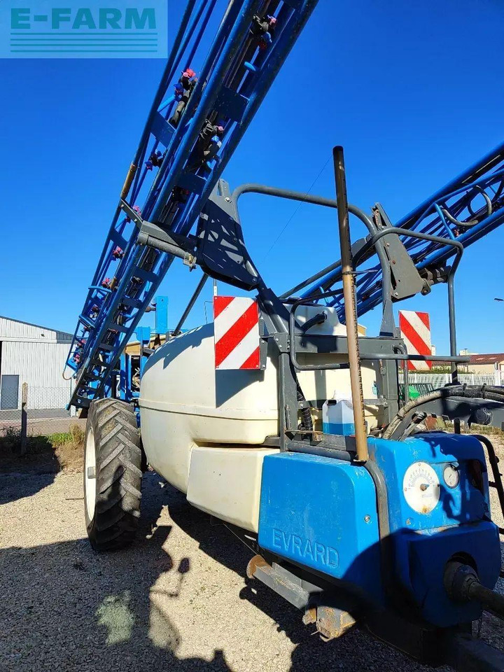 Meteor 3400 - Pulverizador de arrastar: foto 1 Meteor 3400 - Pulverizador de arrastar: foto 1