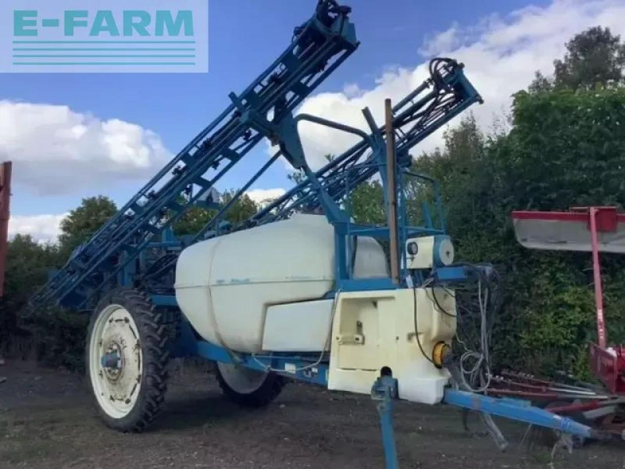 / meteor2500 - Pulverizador de arrastar: foto 1 / meteor2500 - Pulverizador de arrastar: foto 1