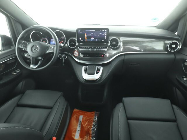 MERCEDES-BENZ EQV 300 Avantgarde Line,lang,7Sitze,2xKlima,LED... - Minibus, Ônibus elétrico: foto 2 MERCEDES-BENZ EQV 300 Avantgarde Line,lang,7Sitze,2xKlima,LED... - Minibus, Ônibus elétrico: foto 2