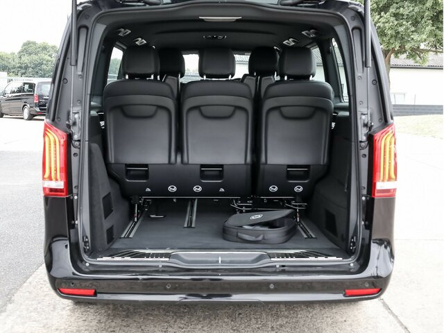 MERCEDES-BENZ EQV 300 Avantgarde Line,lang,7Sitze,2xKlima,LED - Furgão de passageiros, Carrinha elétrica: foto 2 MERCEDES-BENZ EQV 300 Avantgarde Line,lang,7Sitze,2xKlima,LED - Furgão de passageiros, Carrinha elétrica: foto 2