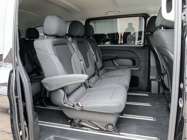 MERCEDES-BENZ EQV 300 Extralang,8Sitze,2xelektr.Schiebetür,LED - Furgão de passageiros, Carrinha elétrica: foto 5 MERCEDES-BENZ EQV 300 Extralang,8Sitze,2xelektr.Schiebetür,LED - Furgão de passageiros, Carrinha elétrica: foto 5