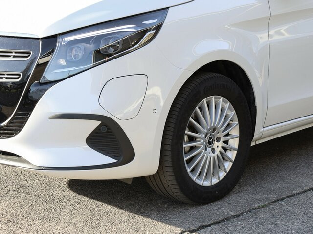 MERCEDES-BENZ EQV 300 lang,7Sitze,2Schiebetüren,Distronic,LED... - Furgão de passageiros, Carrinha elétrica: foto 2 MERCEDES-BENZ EQV 300 lang,7Sitze,2Schiebetüren,Distronic,LED... - Furgão de passageiros, Carrinha elétrica: foto 2