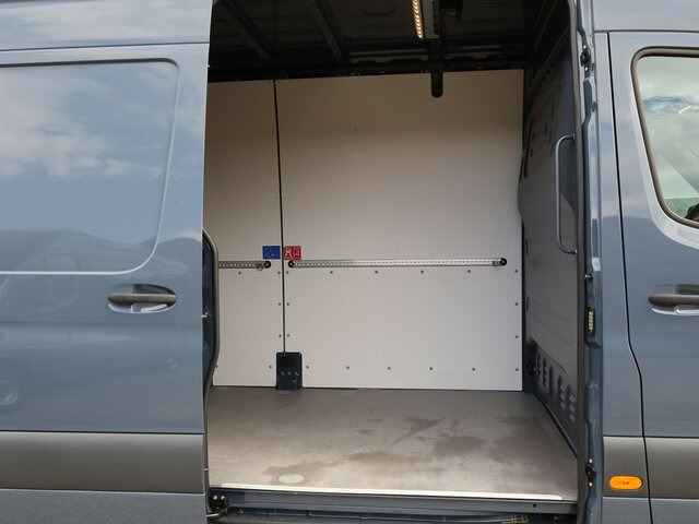 MERCEDES-BENZ Sprinter 315 CDI Kasten,3924mm,Automatik,LED - Furgão: foto 2 MERCEDES-BENZ Sprinter 315 CDI Kasten,3924mm,Automatik,LED - Furgão: foto 2