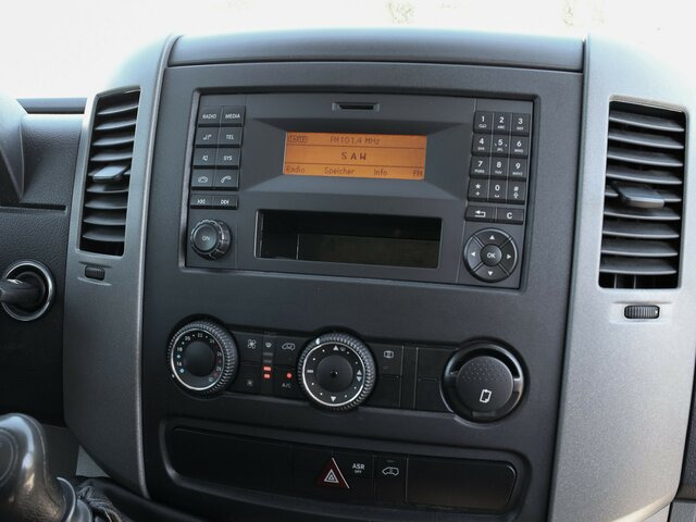 MERCEDES-BENZ Sprinter 316CDI DOKA,Allrad,AHK,TCO,Standhzg.... - Carrinha de lona, Carrinha cabine dupla: foto 5 MERCEDES-BENZ Sprinter 316CDI DOKA,Allrad,AHK,TCO,Standhzg.... - Carrinha de lona, Carrinha cabine dupla: foto 5