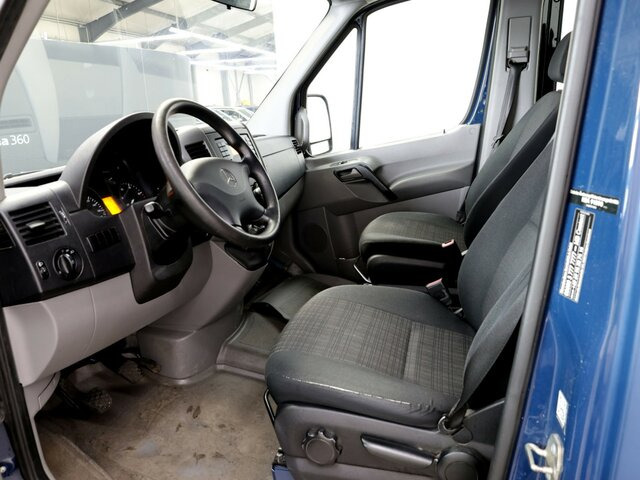 MERCEDES-BENZ Sprinter 316CDI DOKA,Allrad,Klima - Carrinha de caixa aberta, Carrinha cabine dupla: foto 2 MERCEDES-BENZ Sprinter 316CDI DOKA,Allrad,Klima - Carrinha de caixa aberta, Carrinha cabine dupla: foto 2
