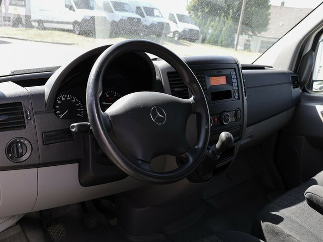 MERCEDES-BENZ Sprinter 316CDI Pritsche,Allrad,Klima... - Carrinha de caixa aberta: foto 4 MERCEDES-BENZ Sprinter 316CDI Pritsche,Allrad,Klima... - Carrinha de caixa aberta: foto 4