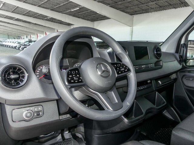 MERCEDES-BENZ Sprinter 317 CDI,3665mm,Automatik,Kamera... - Furgão: foto 4 MERCEDES-BENZ Sprinter 317 CDI,3665mm,Automatik,Kamera... - Furgão: foto 4
