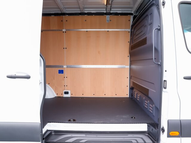 MERCEDES-BENZ Sprinter 317 CDI,L2H2,Automatik,Kamera,LED - Furgão: foto 2 MERCEDES-BENZ Sprinter 317 CDI,L2H2,Automatik,Kamera,LED - Furgão: foto 2