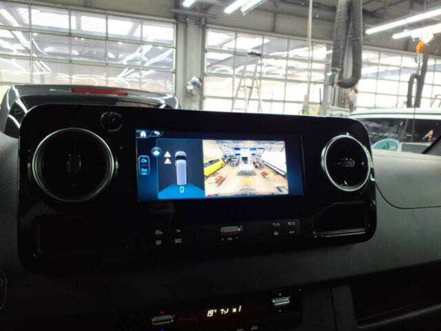 MERCEDES-BENZ Sprinter 317 CDI,L2H2,Automatik,Kamera,LED... - Furgão: foto 3 MERCEDES-BENZ Sprinter 317 CDI,L2H2,Automatik,Kamera,LED... - Furgão: foto 3