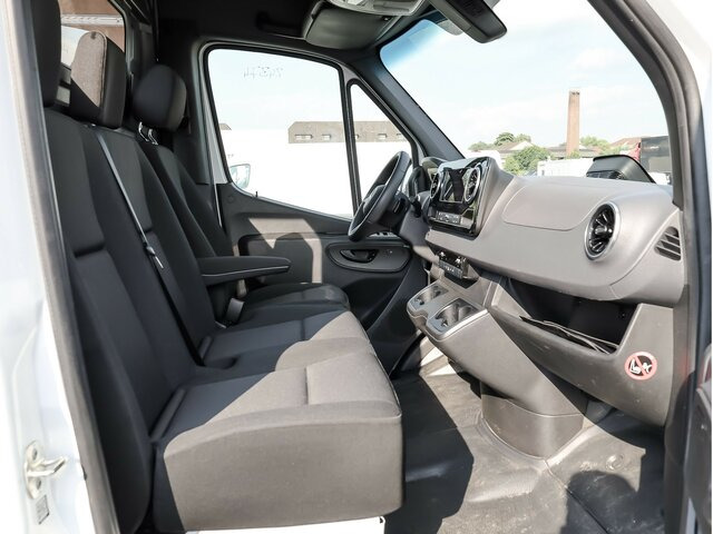 MERCEDES-BENZ Sprinter 317 Maxi,9GTronic,MBUX,Kamera - Furgão: foto 3 MERCEDES-BENZ Sprinter 317 Maxi,9GTronic,MBUX,Kamera - Furgão: foto 3
