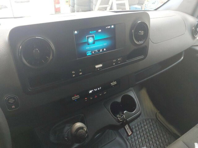 MERCEDES-BENZ Sprinter317CDI Maxi Koffer,LBW,Klima,Kamera... - Carrinha de contentor: foto 3 MERCEDES-BENZ Sprinter317CDI Maxi Koffer,LBW,Klima,Kamera... - Carrinha de contentor: foto 3