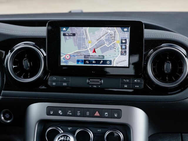 MERCEDES-BENZ T 180 Power Plus,MBUX,LED,Navi,Kamera,Tempomat - Furgão de passageiros: foto 4 MERCEDES-BENZ T 180 Power Plus,MBUX,LED,Navi,Kamera,Tempomat - Furgão de passageiros: foto 4