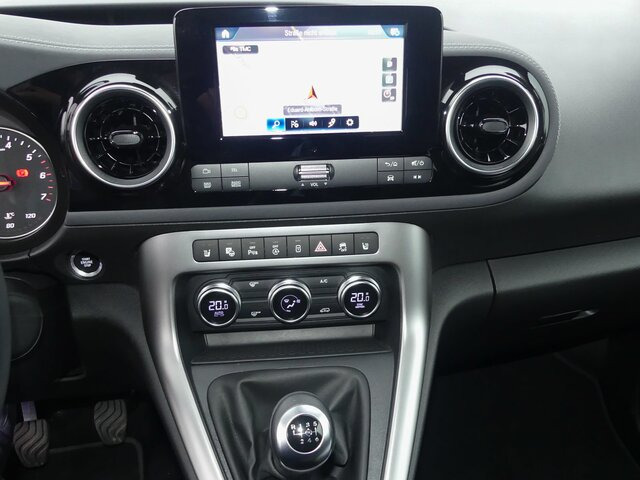 MERCEDES-BENZ T 180 Progressive,AMF Rollstuhlrampe,LED,Navi... - Furgão de passageiros: foto 5 MERCEDES-BENZ T 180 Progressive,AMF Rollstuhlrampe,LED,Navi... - Furgão de passageiros: foto 5