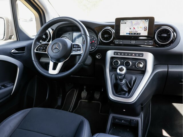 MERCEDES-BENZ T 180 Progressive,MBUX,LED,Navi,Kamera,Tempomat - Furgão de passageiros: foto 3 MERCEDES-BENZ T 180 Progressive,MBUX,LED,Navi,Kamera,Tempomat - Furgão de passageiros: foto 3