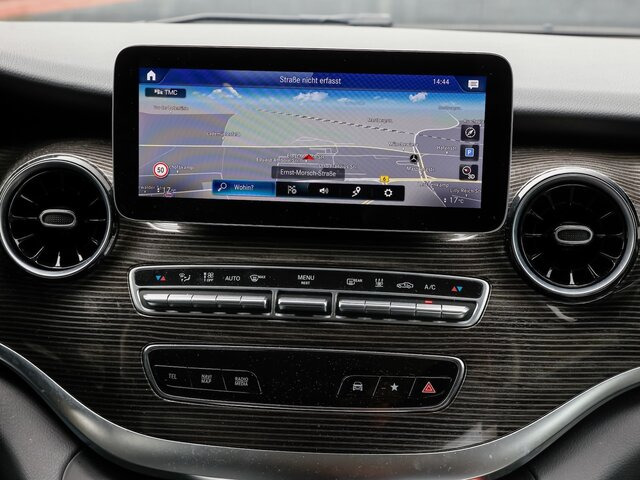 MERCEDES-BENZ V 300 Avantgarde,Extralang,2xSchiebetür el.,AHK... - Minibus, Furgão de passageiros: foto 5 MERCEDES-BENZ V 300 Avantgarde,Extralang,2xSchiebetür el.,AHK... - Minibus, Furgão de passageiros: foto 5